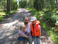 Pappa, Linn, Petra på vår väg